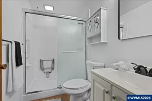 4081 Hawthorne Ave NE, Salem, OR 97301 - Photo 24