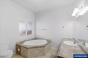 241 Kouns Dr NW, Albany, OR 97321 - Photo 28