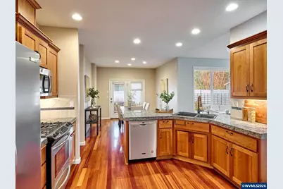 829 Pioneer Dr, Silverton, OR 97381 - Photo 16