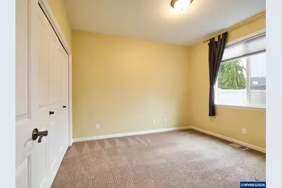 829 Pioneer Dr, Silverton, OR 97381 - Photo 24