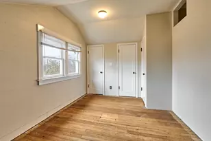 216 S James St, Silverton, OR 97381 - Photo 20