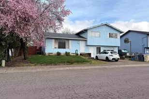 537 SE 26th Ave, Albany, OR 97322 - Photo 1
