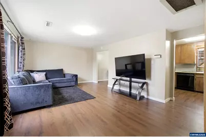 537 26th Av SE, Albany, OR 97322 - Photo 8