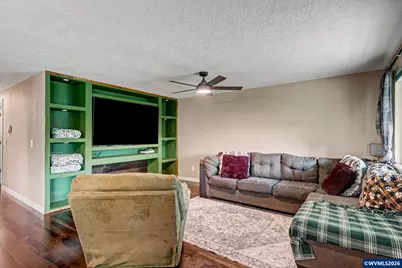 651 Loree Pl, Jefferson, OR 97352 - Photo 4