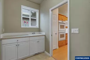 2737 Fillmore Ave NW, Salem, OR 97304 - Photo 18