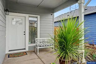 1491 Foxglove St, Woodburn, OR 97071 - Photo 4