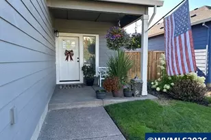 1491 Foxglove St, Woodburn, OR 97071 - Photo 36