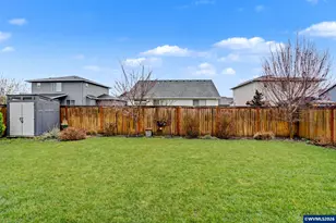 1491 Foxglove St, Woodburn, OR 97071 - Photo 30