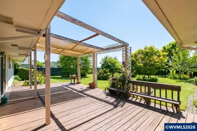 1907 SE Miller Av, Dallas, OR 97338 - Photo 40