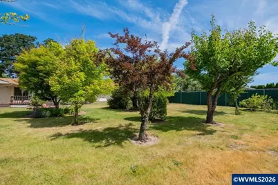 1907 SE Miller Av, Dallas, OR 97338 - Photo 48