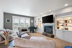 990 Westfarthing Way NW, Salem, OR 97304 - Photo 4