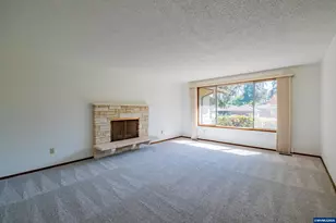 3576 Terrace Dr NW, Albany, OR 97321 - Photo 14