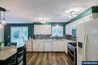 1475 Seattle Slew Dr SE, Salem, OR 97317 - Photo 4