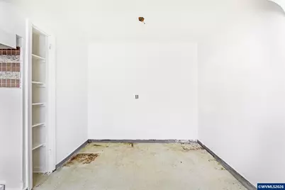 320 Juniper St, Sweet Home, OR 97386 - Photo 12