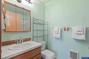 1420 SW Fairway Dr, Waldport, OR 97394 - Photo 16