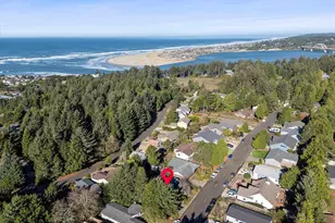 1420 SW Fairway Dr, Waldport, OR 97394 - Photo 40