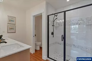 319 SW Church St, Dallas, OR 97338 - Photo 32