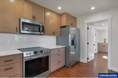 319 SW Church St, Dallas, OR 97338 - Photo 14