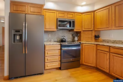 1115 Skookum Dr, Silverton, OR 97381 - Photo 14