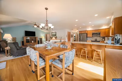 1115 Skookum Dr, Silverton, OR 97381 - Photo 18