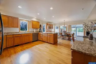 1115 Skookum Dr, Silverton, OR 97381 - Photo 12