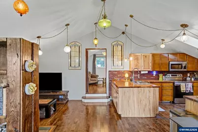 6687 Skyline Rd S, Salem, OR 97306 - Photo 16