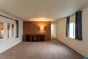 502 N 8th #17 St, Philomath, OR 97370 - Photo 8