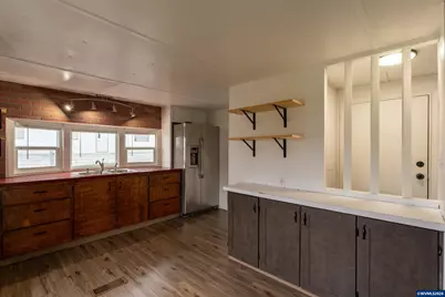 502 N 8th #17 St, Philomath, OR 97370 - Photo 6