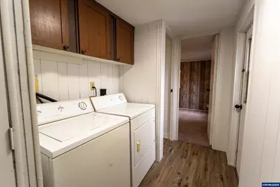 502 N 8th #17 St, Philomath, OR 97370 - Photo 12