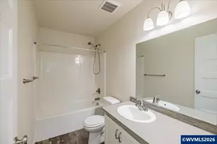 66 N 8th St, Lebanon, OR 97355 - Photo 14