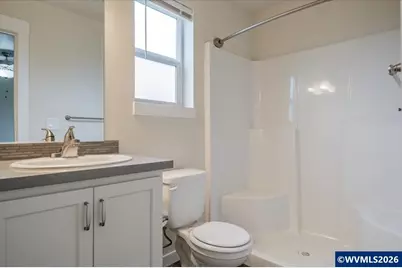 66 N 8th St, Lebanon, OR 97355 - Photo 12