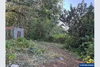 40121 Lacomb Dr, Lebanon, OR 97355 - Photo 12