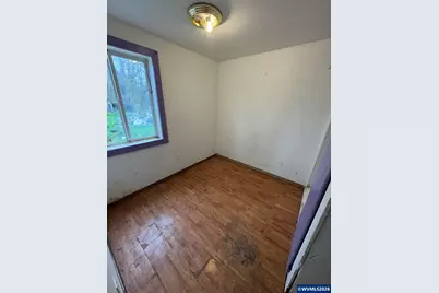 40121 Lacomb Dr, Lebanon, OR 97355 - Photo 4