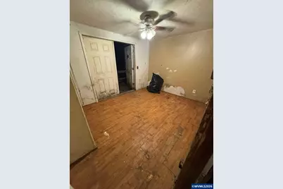 40121 Lacomb Dr, Lebanon, OR 97355 - Photo 8