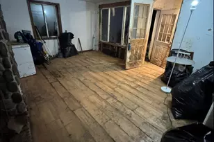 40121 Lacomb Dr, Lebanon, OR 97355 - Photo 2