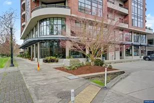 136 SW Washington Ave, Corvallis, OR 97333 - Photo 2