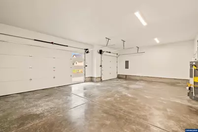 315 NE Clay St, Sublimity, OR 97385 - Photo 36