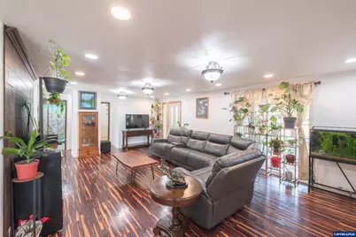 2629 S 9th St, Lebanon, OR 97355 - Photo 2