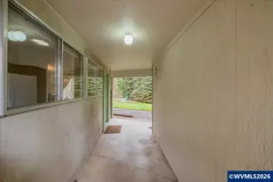 932 Olive Way E, Monmouth, OR 97361 - Photo 32