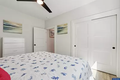 5927 Evangelista St S, Salem, OR 97306 - Photo 10