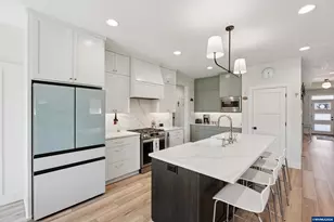 5927 Evangelista St S, Salem, OR 97306 - Photo 16