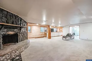 6025 SE 124th Ave, Portland, OR 97236 - Photo 6