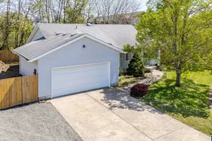 3325 Quail Pl, Lebanon, OR 97355 - Photo 4