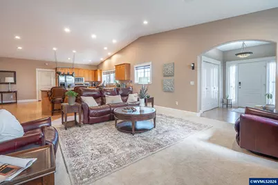 5960 Montevallo St SE, Salem, OR 97306 - Photo 4