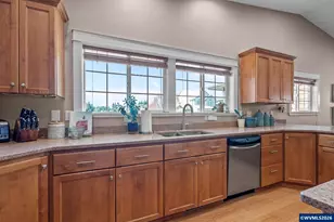 5960 Montevallo St SE, Salem, OR 97306 - Photo 12