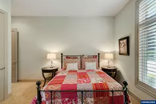 3398 Championship Dr S, Salem, OR 97302 - Photo 30