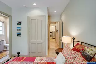 3398 Championship Dr S, Salem, OR 97302 - Photo 32