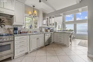 2325 SW Bard Loop Lp, Lincoln City, OR 97367 - Photo 4