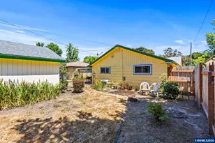 2355 Laurel Ave NE, Salem, OR 97301 - Photo 28