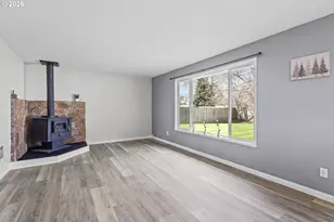 127 SW Poplar Ct, McMinnville, OR 97128 - Photo 12